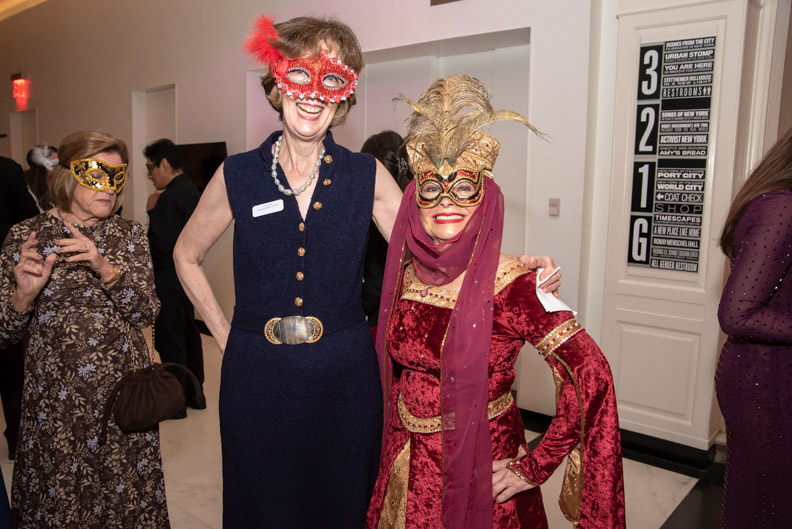 102925 EYEBANK VENETIAN LOW RES 78 Pat Rocio